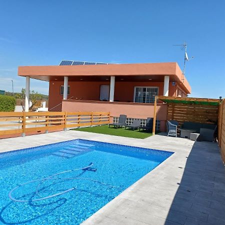 Piscina De Sal Barbacoa Wifi, Parking Gratis, 3 Min Pga Casa El Roble Villa Girona Exteriör bild