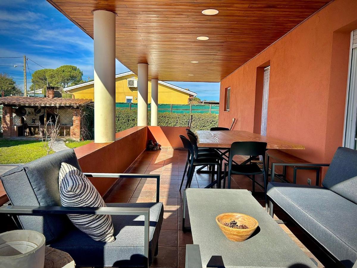 Piscina De Sal Barbacoa Wifi, Parking Gratis, 3 Min Pga Casa El Roble Villa Girona Exteriör bild