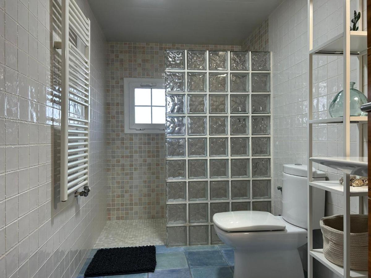 Piscina De Sal Barbacoa Wifi, Parking Gratis, 3 Min Pga Casa El Roble Villa Girona Exteriör bild