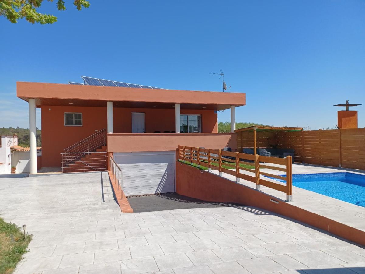 Piscina De Sal Barbacoa Wifi, Parking Gratis, 3 Min Pga Casa El Roble Villa Girona Exteriör bild
