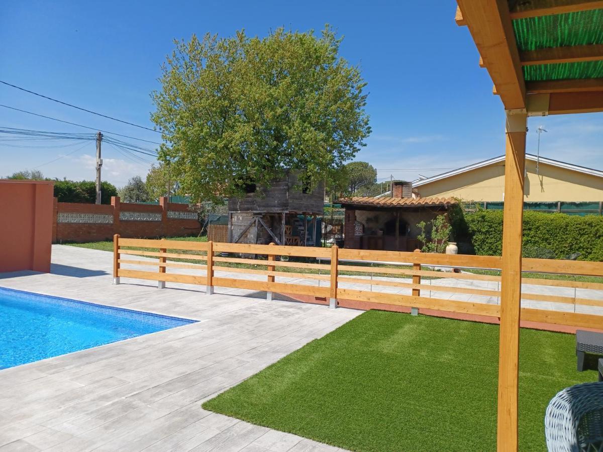 Piscina De Sal Barbacoa Wifi, Parking Gratis, 3 Min Pga Casa El Roble Villa Girona Exteriör bild