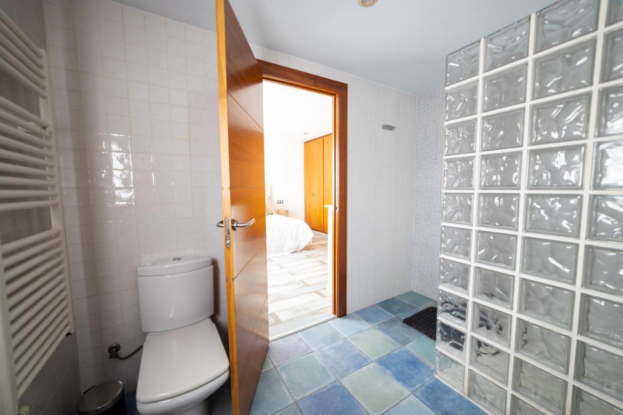 Piscina De Sal Barbacoa Wifi, Parking Gratis, 3 Min Pga Casa El Roble Villa Girona Exteriör bild
