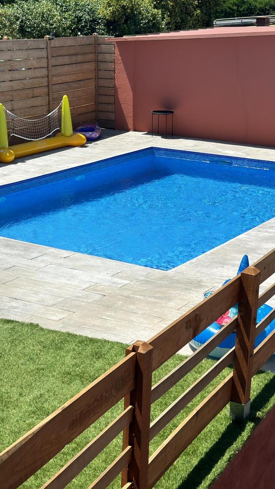 Piscina De Sal Barbacoa Wifi, Parking Gratis, 3 Min Pga Casa El Roble Villa Girona Exteriör bild